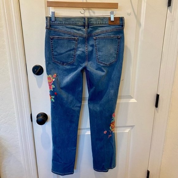 NWOT BLOSSOM BOYFRIEND JEANS - 25 - Picture 8 of 9
